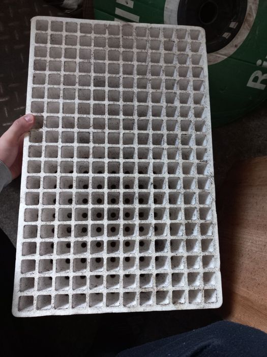 Muliplaty wielodoniczki styropianowe