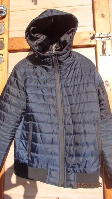 Kurtka z kapturem pikowana rozmiar M.