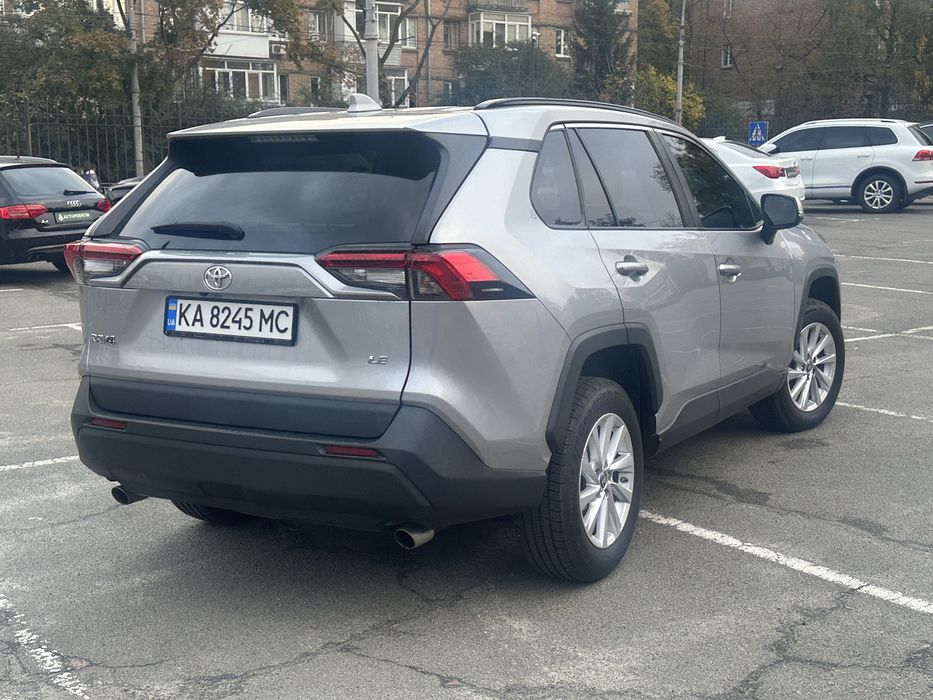 Продам Toyota Rav 4 2020 року