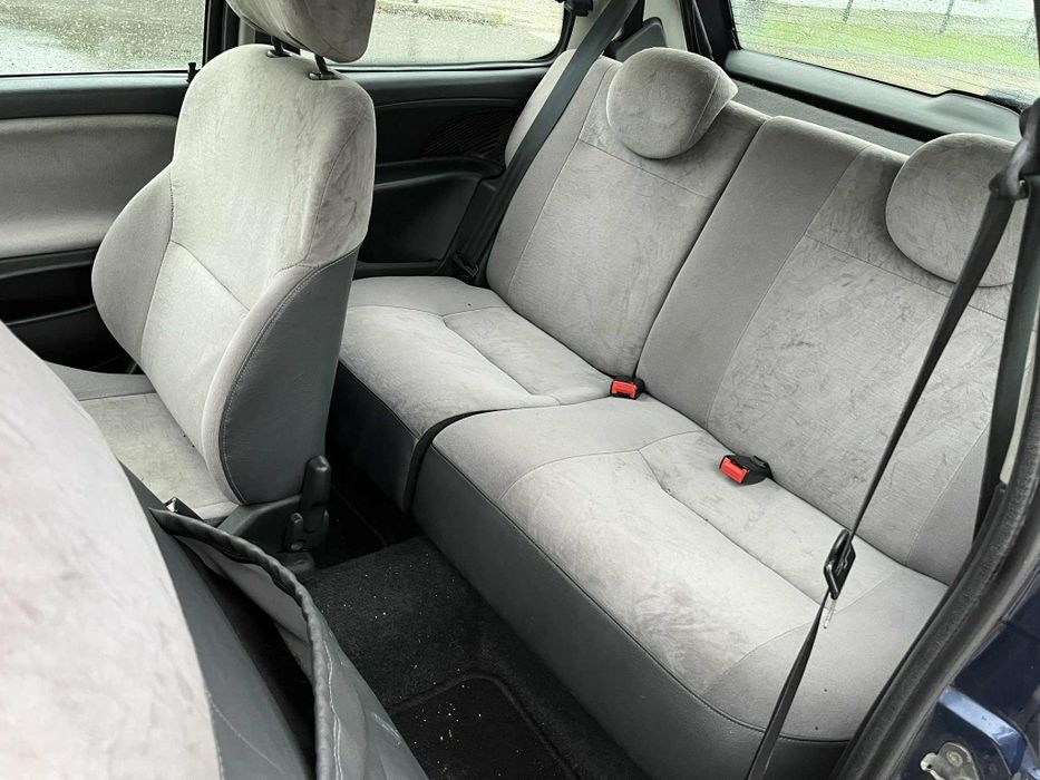 Citroen Saxo - Ano 2001.  Pronto a Circular