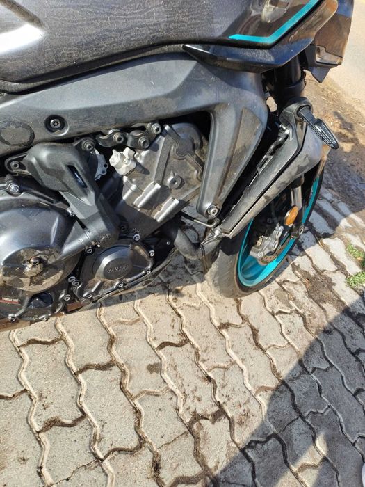 Yamaha MT09 Acidentada