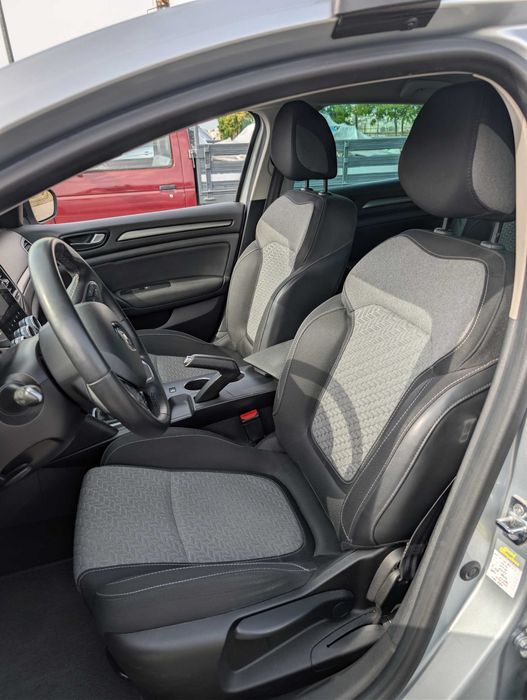 Renault Megane 4 / IV Facelift 1.3 TCe Limited edition (140cv) – 2021
