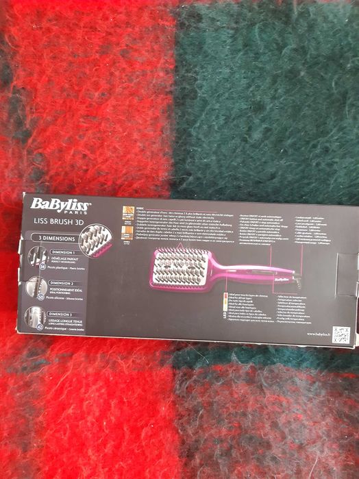 Loniczna szczotka do  wygładzania włosów  BaByliss HSB100E