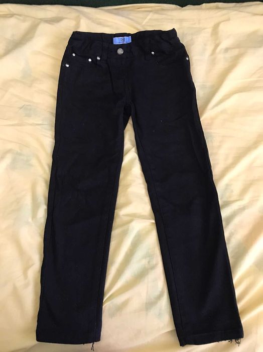 Новые черные джинсы на девочку 122 размер