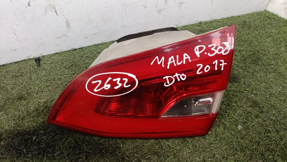 Farolim da mala direito PEUGEOT 308 SW II
