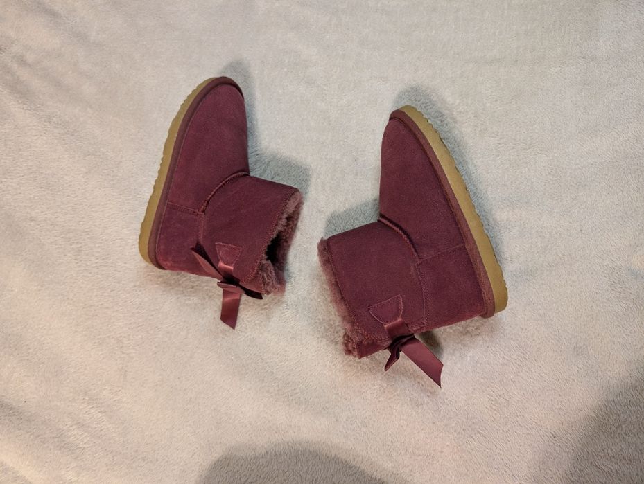 Угі натуральні 33р. 21.5см овчина