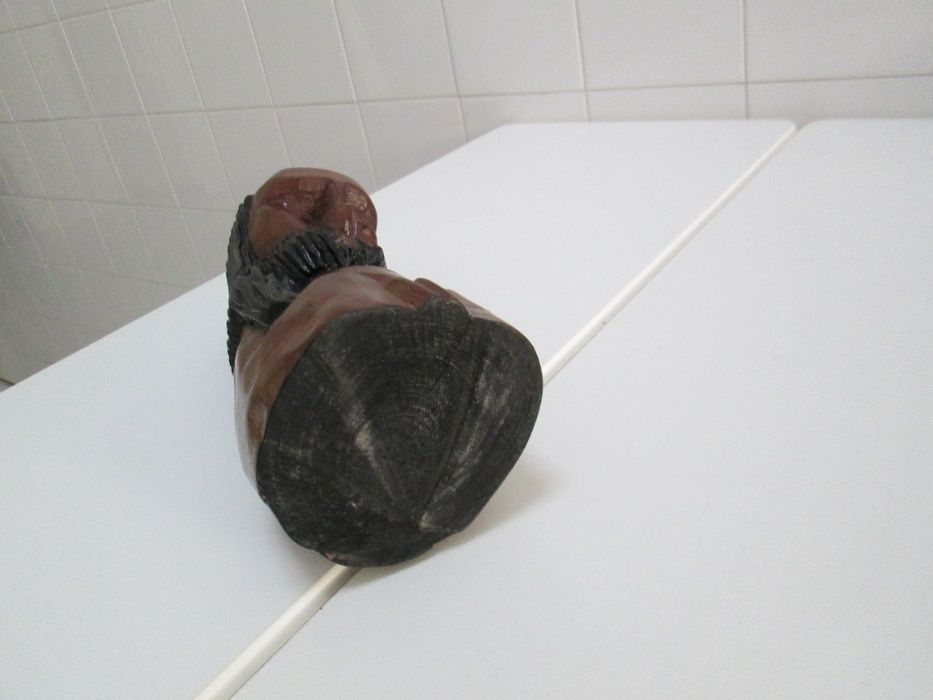 Imagem de Cristo em madeira