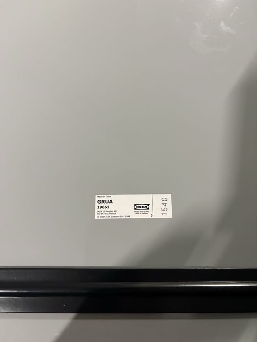Espelho IKEA com moldura “Modelo GRUA”