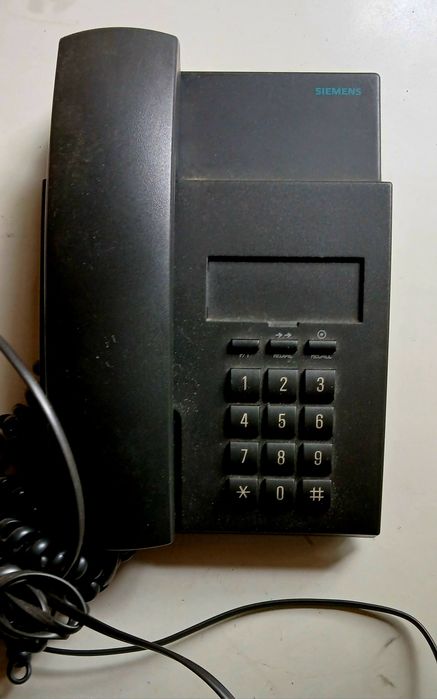 2 telefones fixos Siemens e Nec