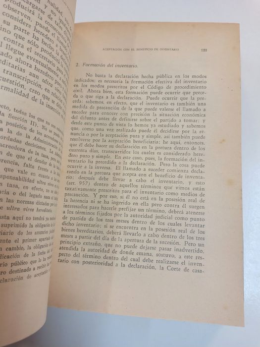 2 Volumes: De las Sucesiones, de Vittorio Polacco