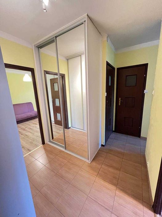 2 pok-Ursynów-50m-ul. Hirszfelda-bardzo ciche-metro Natolin-park