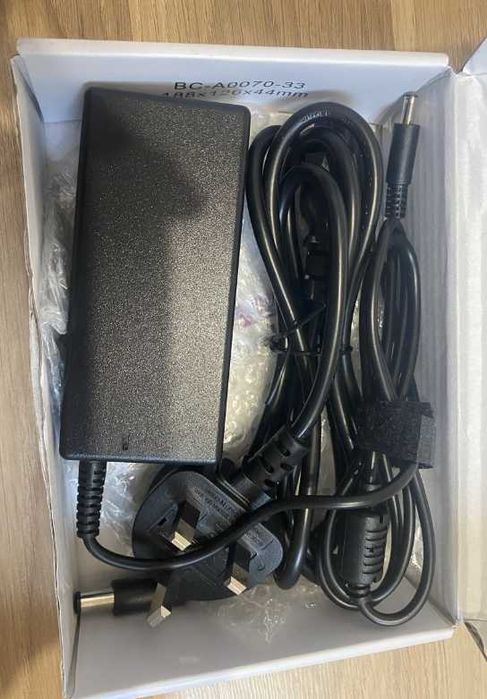 Ładowarka/Zasilacz do laptopów ze zmienną końcówką