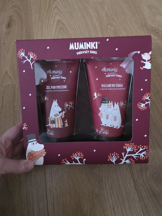 Zestaw kosmetyków Muminki Pierwszy śnieg żel pod prysznic balsam