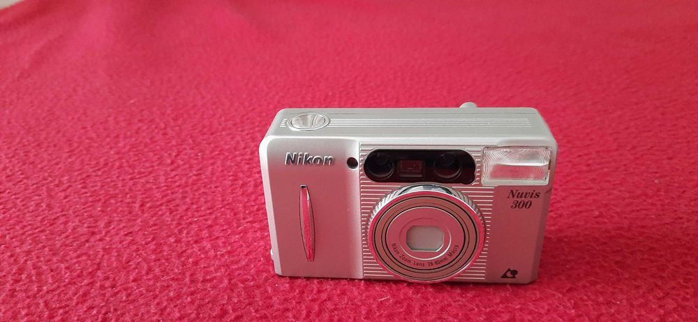 Camera NIKON Nuvis 300