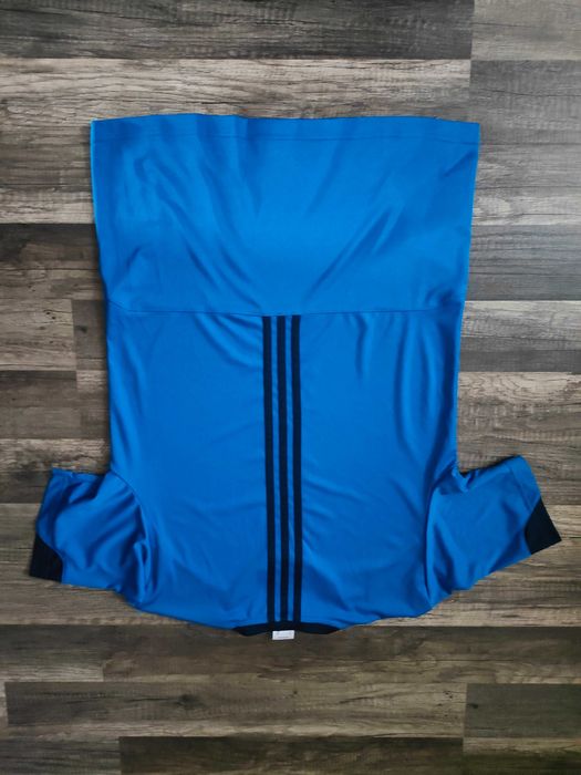 nowa sportowa koszulka ADIDAS