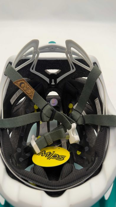 Powystawowy Kask Rowerowy Giro Montara Mips r. S (51-55cm)