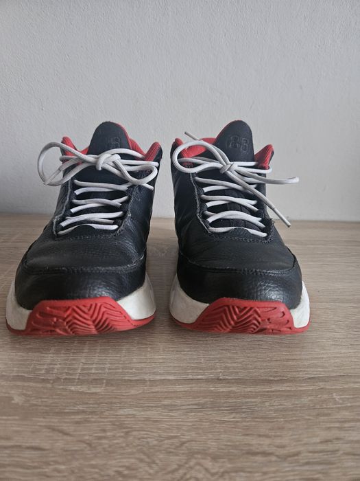 NIKE AIR JORDAN Max Aura 3 Bred rozm.39