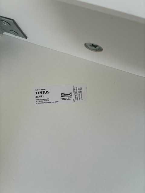 Stołek Tinius Ikea biały pasuje do toaletki Hemnes