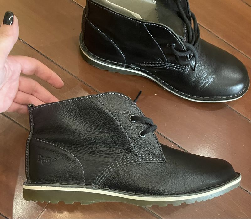 Орігінальні ботинки Dr. Martens Dan Stride Black