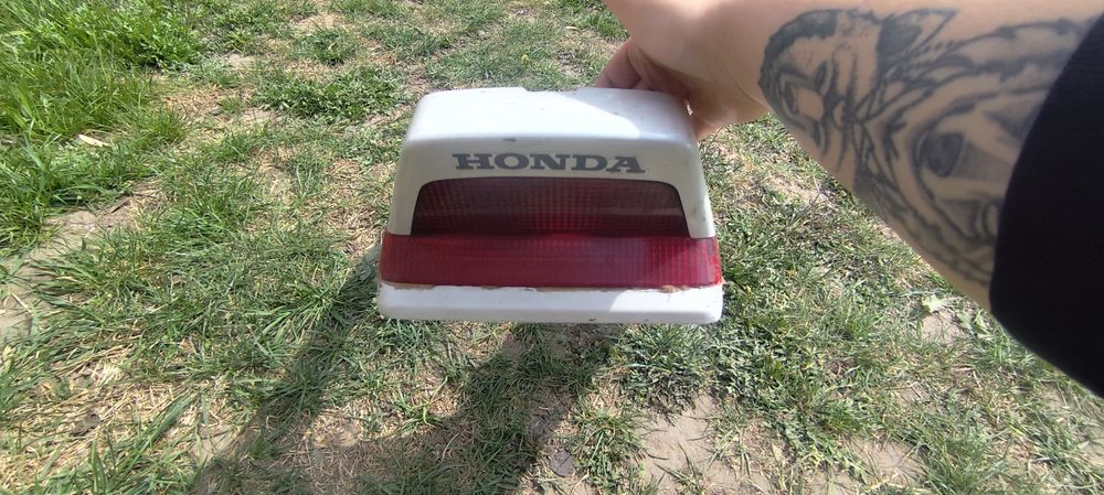 Honda CB-1, Honda VFR RC24