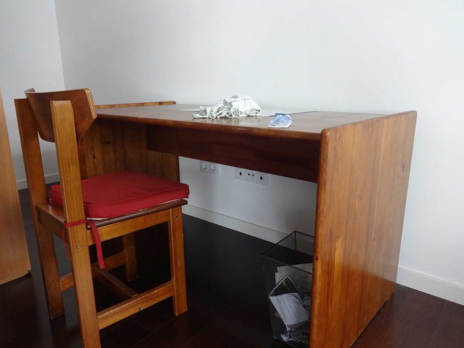 Espetacular secretária