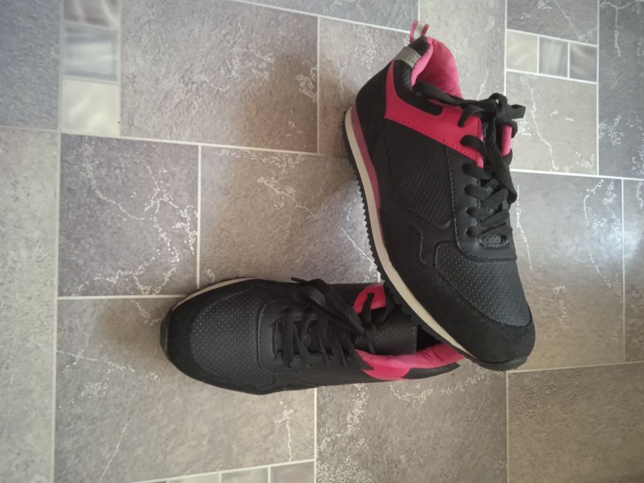 Кроссовки Турция.37р