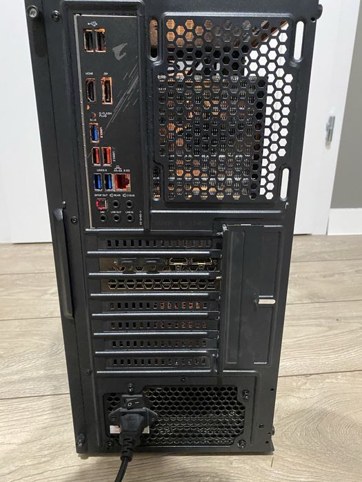 swietny komputer do gier i nie tylko