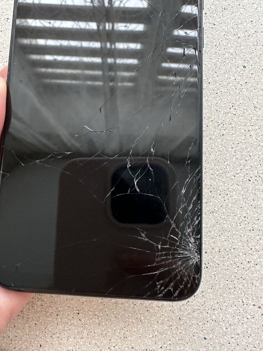 Телефон Huawei P smart 2019