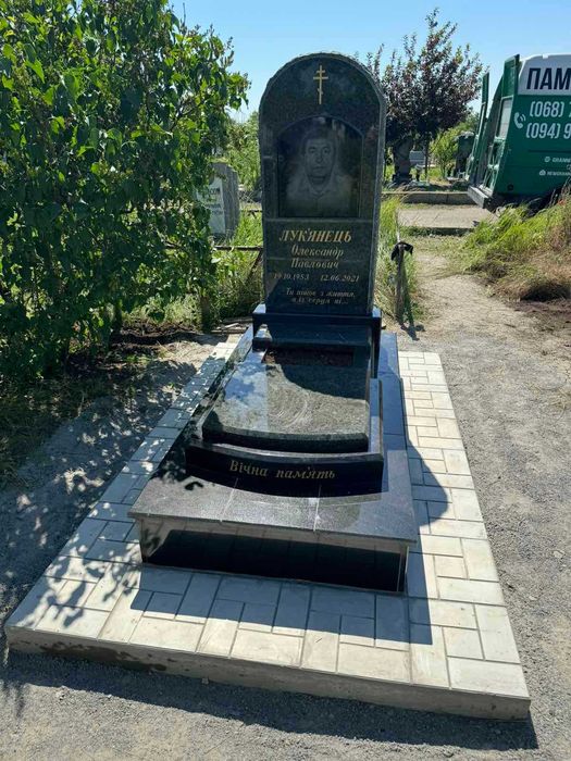 Памя'тники з граниту. м.Одеса (працюємо по області)