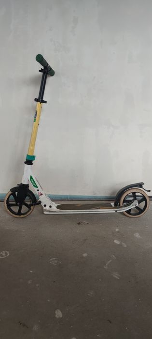 Hulajnoga oxelo MID 7 żółto/zielona