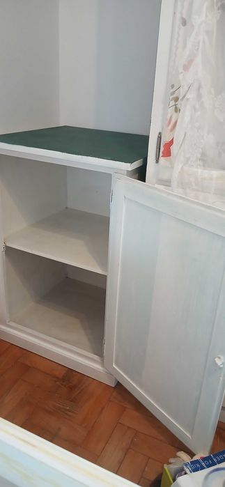 Moveis de arrumação com design retrô