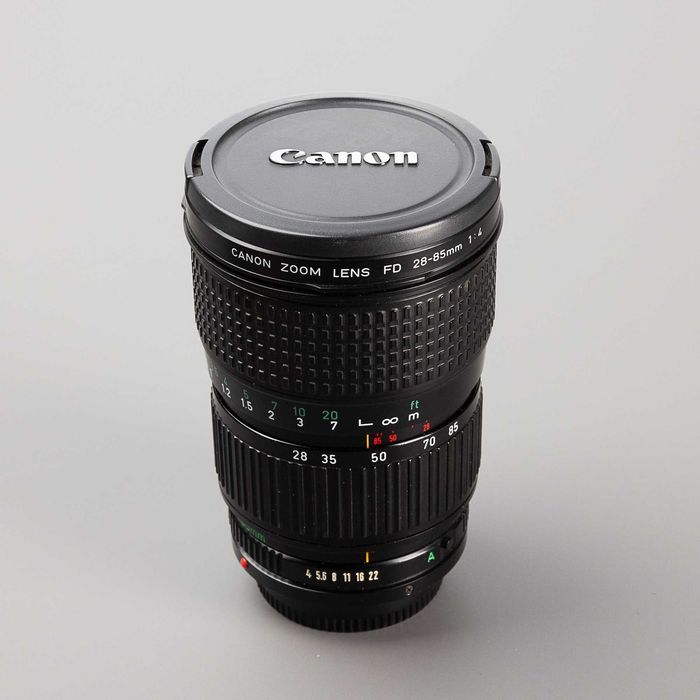 Canon nFD 28-85mm f/4 Macro — універсальний зум-об’єктив для Canon FD