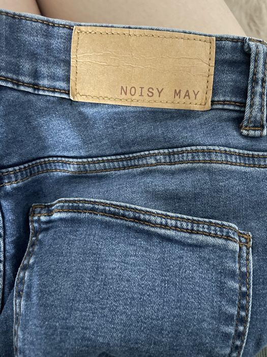 Niebieskie Jeansy dzwony Noisy May r 27/30