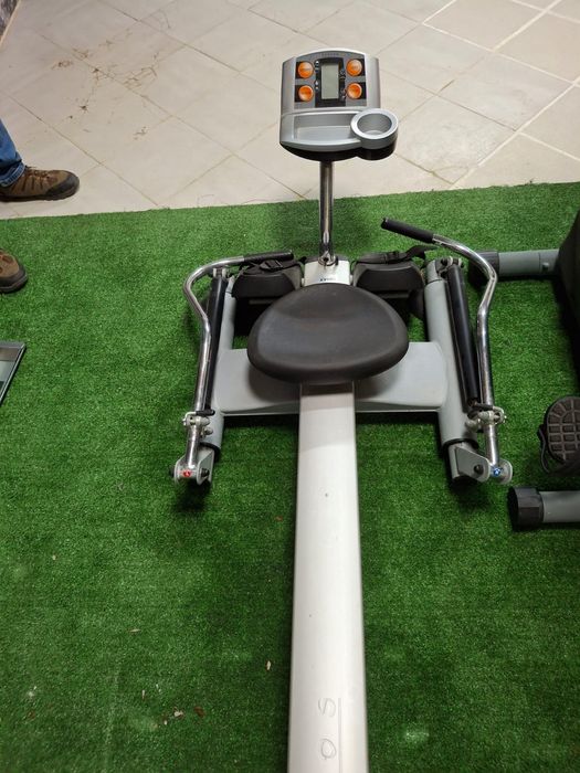 Equipamento Ginásio - Passadeira, remo, musculação