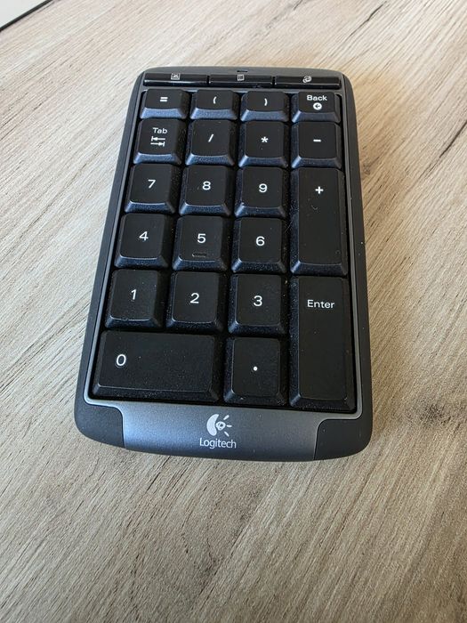 Logitech Wireless Number Pad N305
