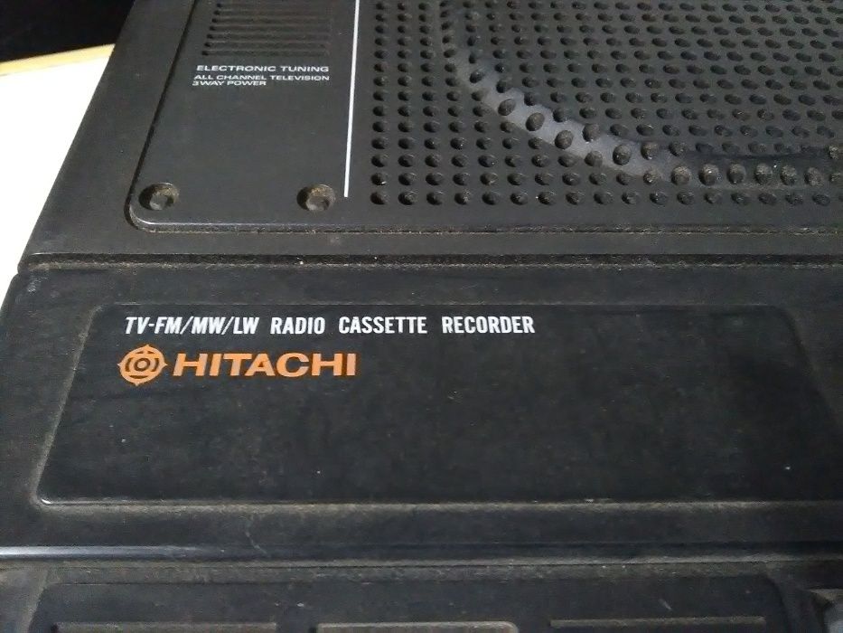 radio tv Hitachi