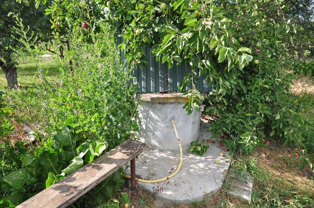 Цегляний будинок в центрі с. Матюші