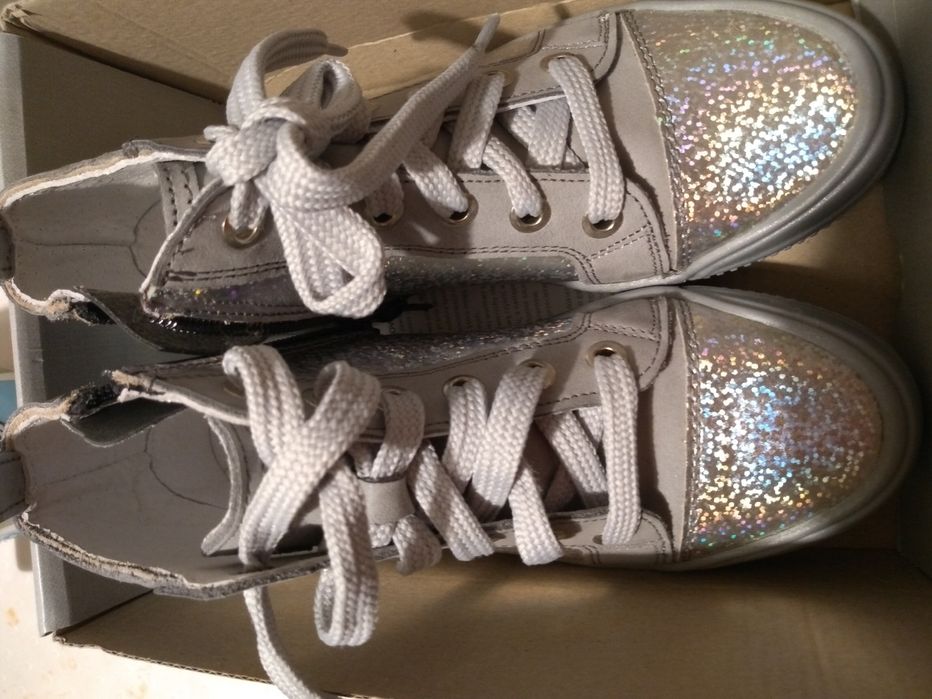 Buty firmy Kornecki roz. 30