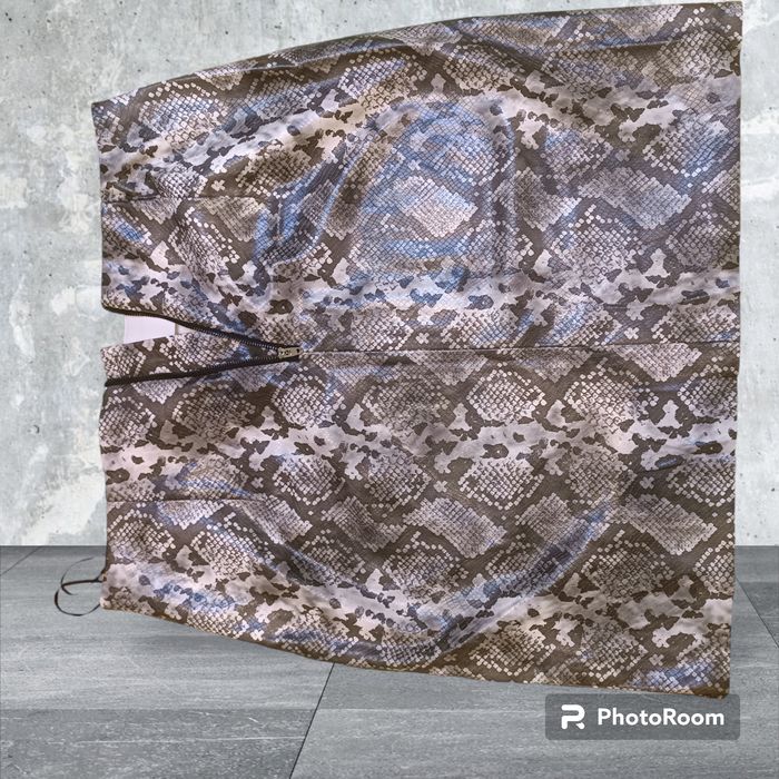 Юбка новая экокожа  питон