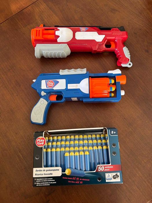Pistola Playtive (tipo NERF) com recargas