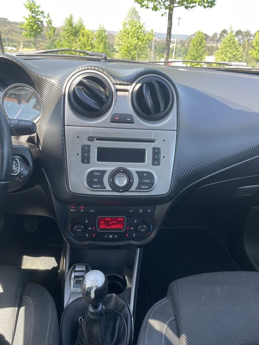 Alfa Romeu Mito 1.3 Jtdm distinctive