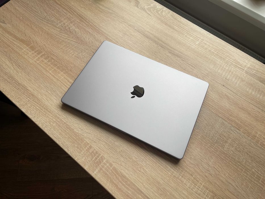 MacBook Pro 16' 2021р. M1 Max / 32 GPU / 64Gb RAM_2000gb SSD_41 цикл