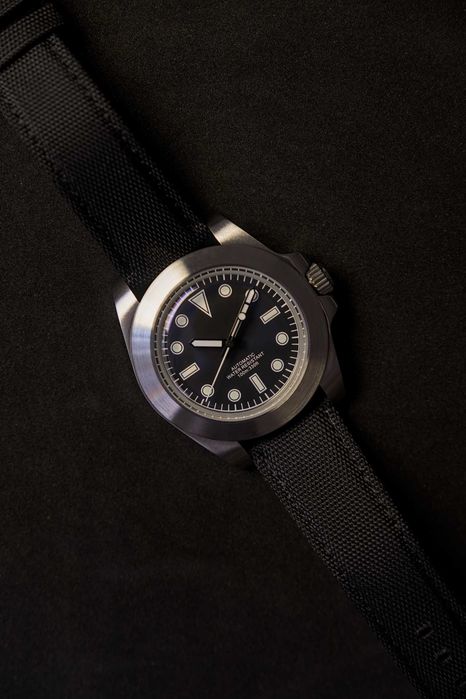 Zegarek NH35 Mod – inspirowany Unimatic – Diver / Field Watch