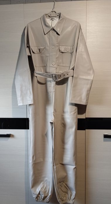 Ekstra kombinezon z eco skóry M/L
