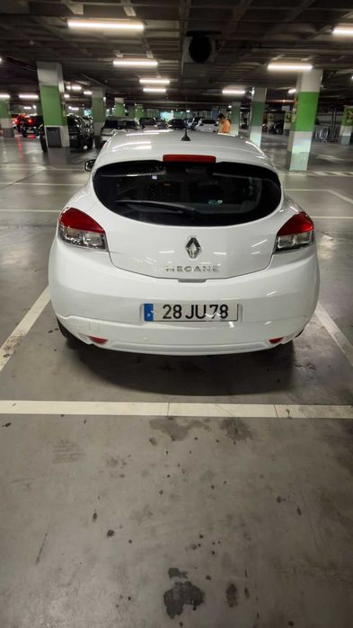 RENAULT MEGANE (z) Coupé 2010 1.5Dci 110cv — photo 4