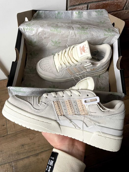 Жіночі кросівки Adidas Originals Forum бежеві 36-40 розмір