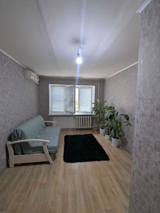 Gy Продам 2-х кімнатну квартиру з ремонтом вул. Аскольдовська