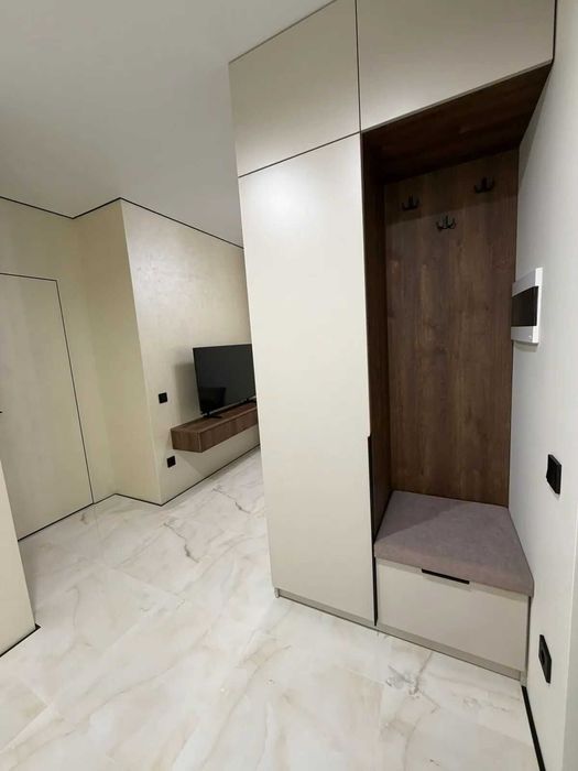 Продаж 1-кімнатна квартира біля озера Manhattan Lite