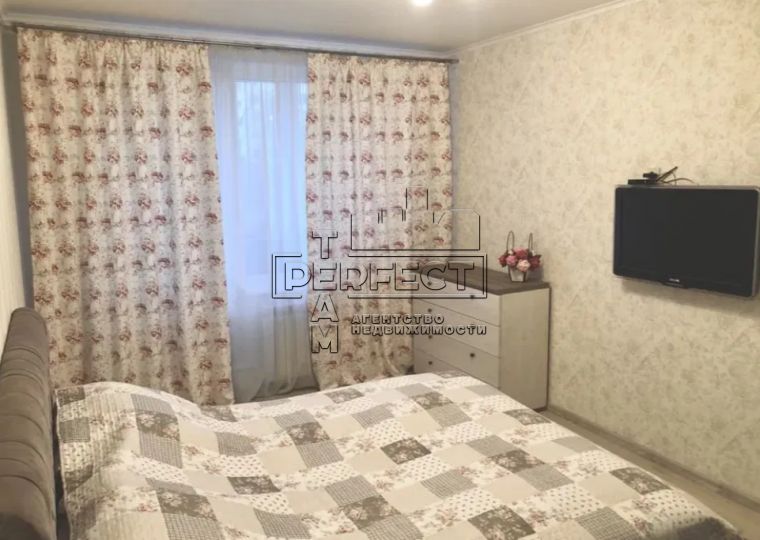 Продаж 1к квартири Івасюка (проспект) 17А / Ивасюка (проспект) 17 А