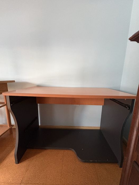 Mesa secretária